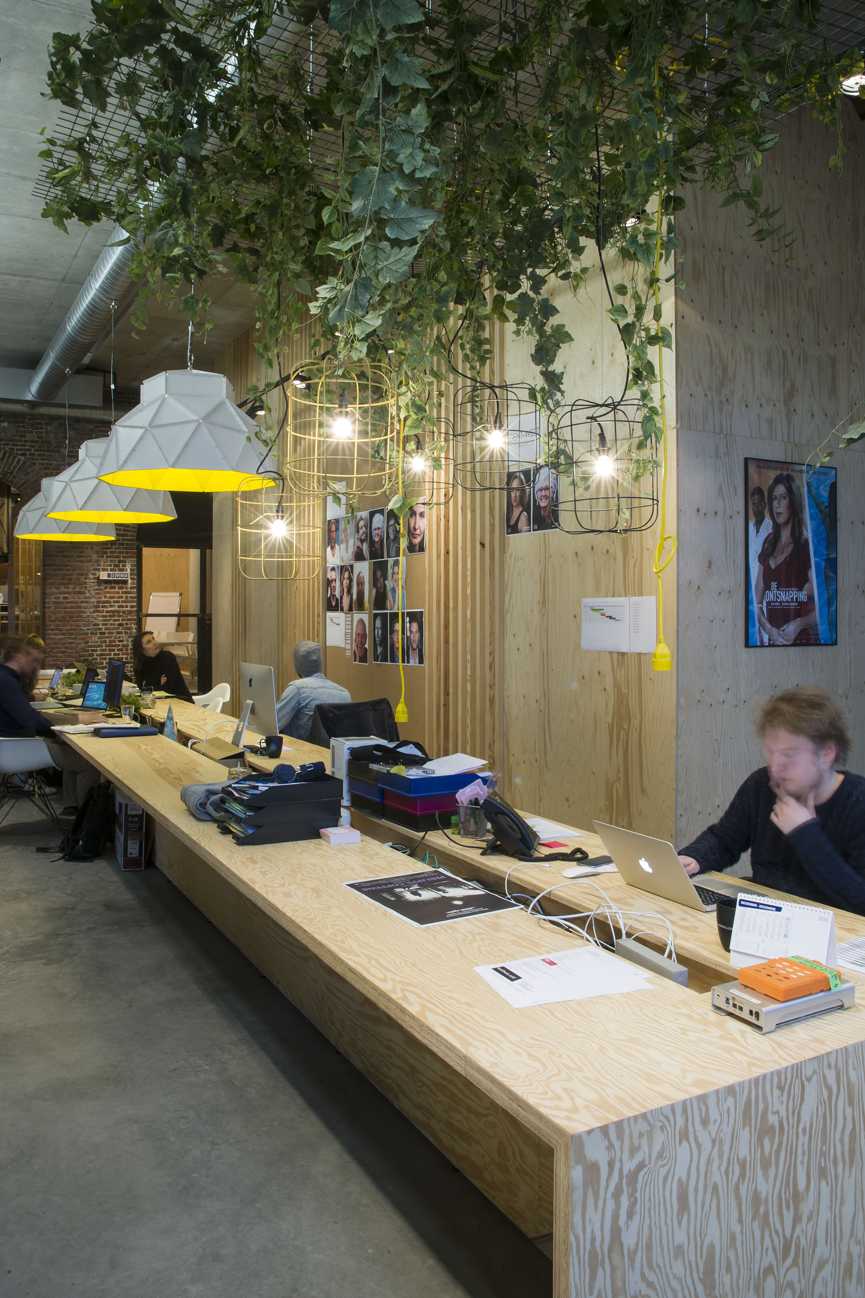 Dark for Marmalade Office (Apollo)